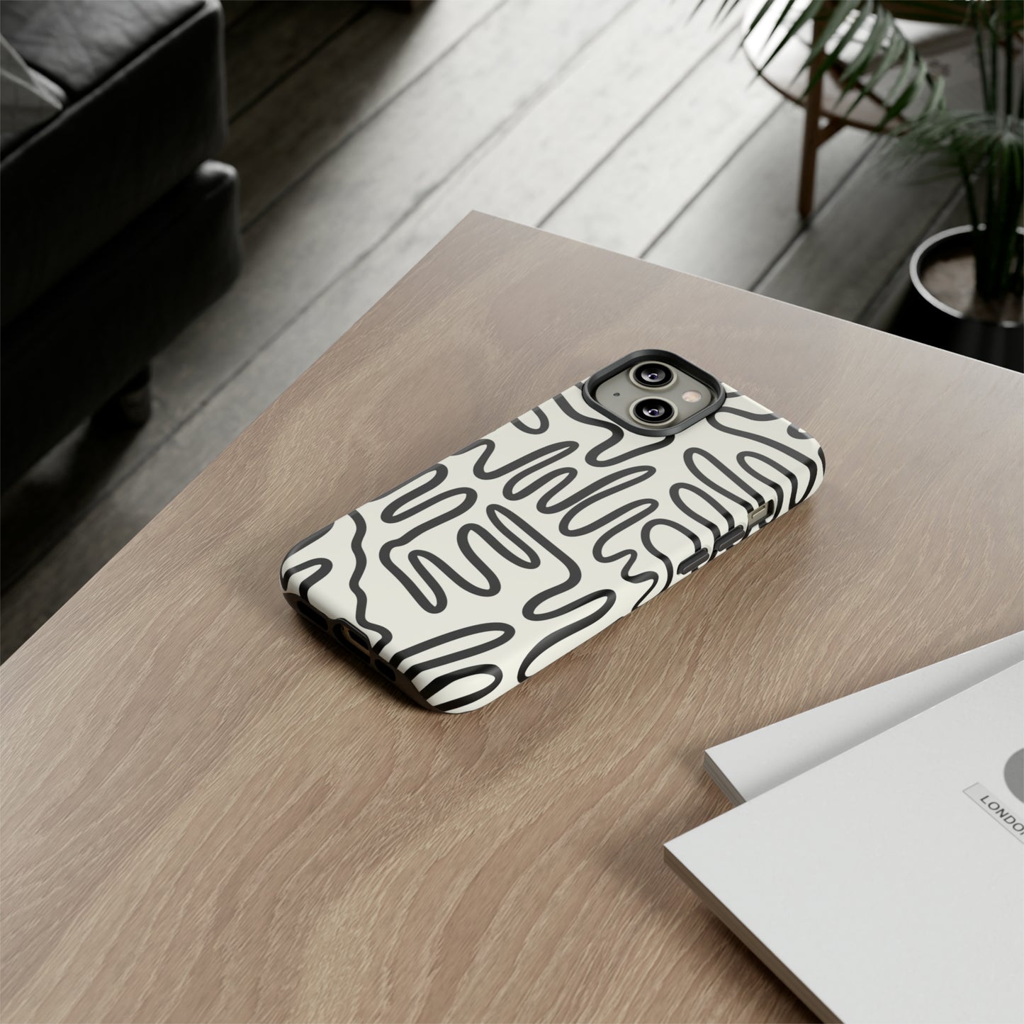 Black and White Squigles | Tough Phone Case