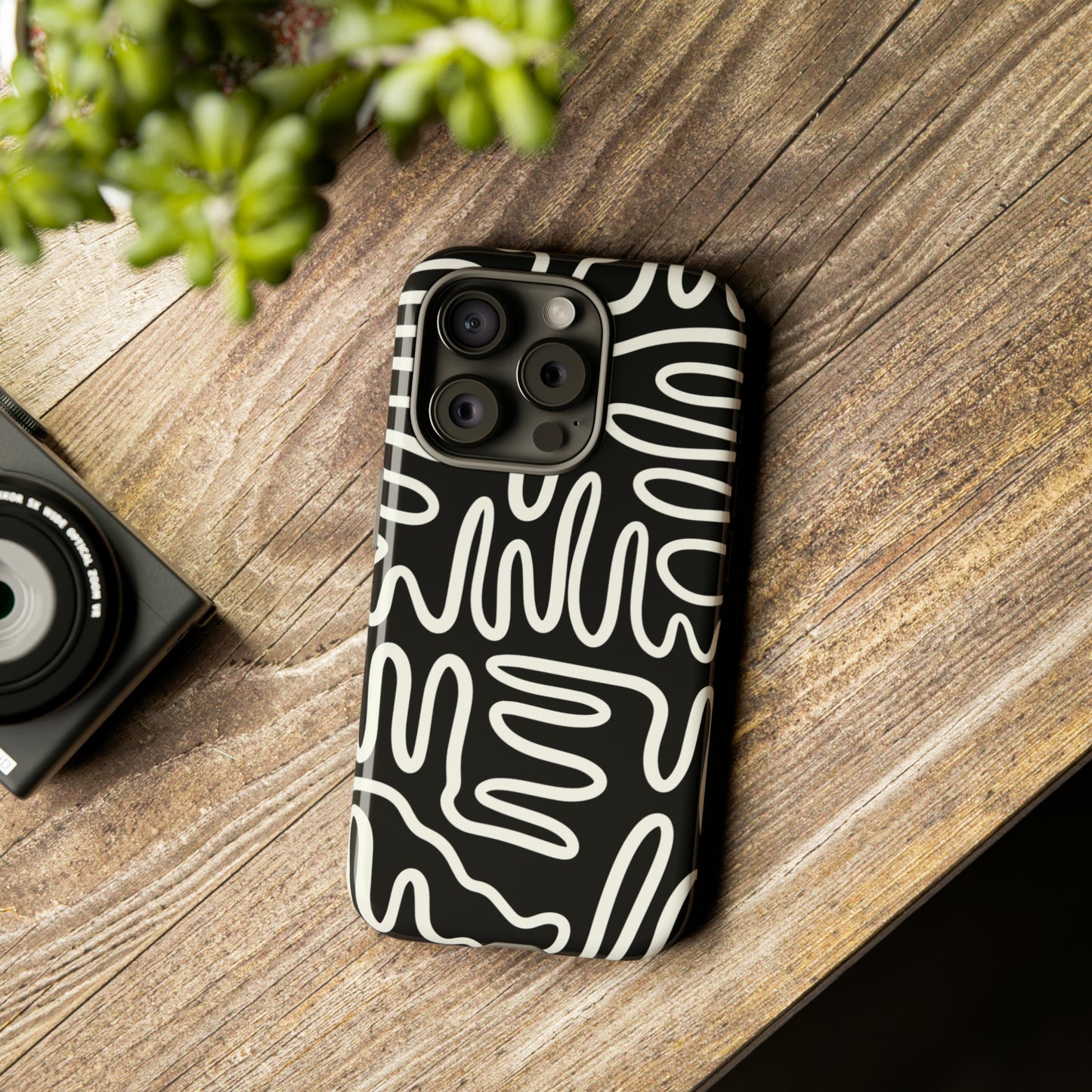 White and Black Squigles | Tough Phone Case