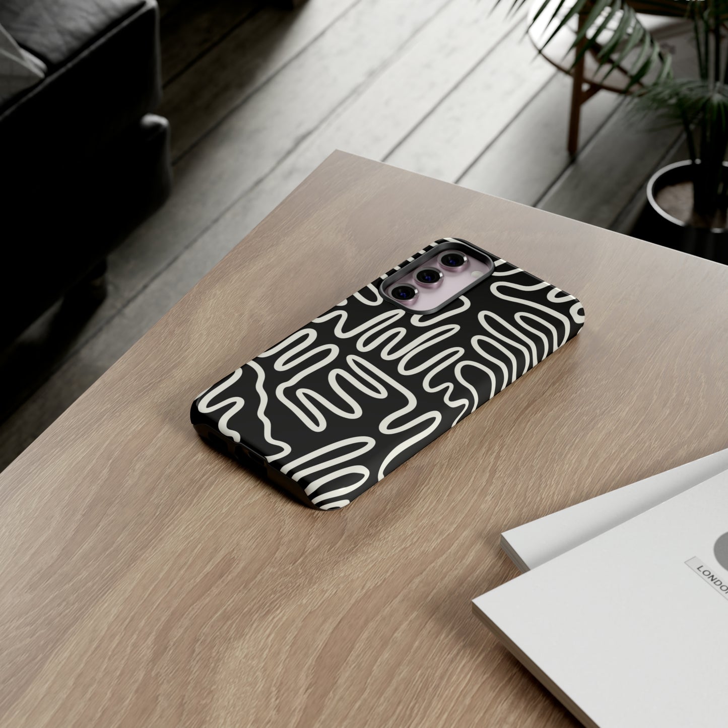 White and Black Squigles | Tough Phone Case