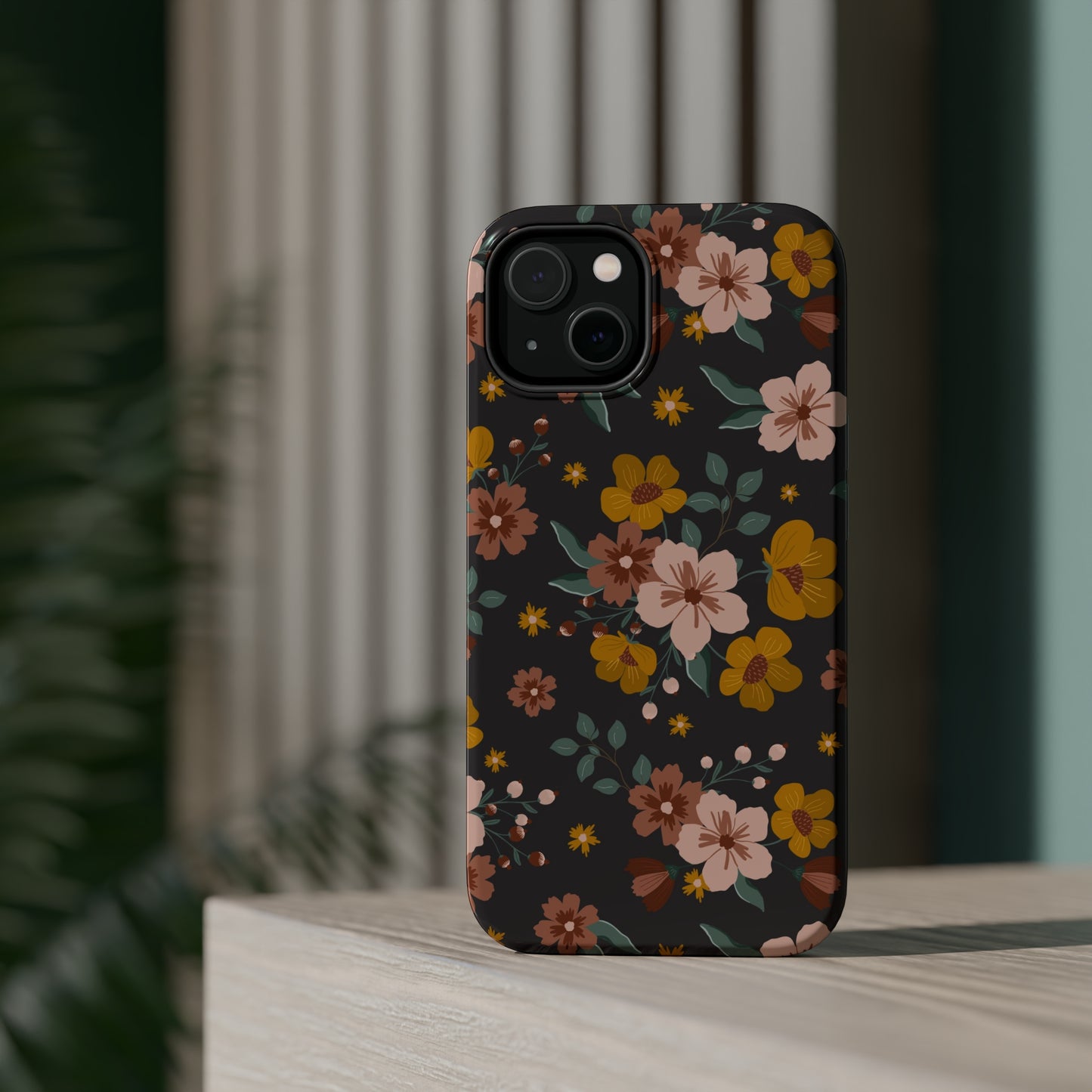 Black Faded Flowers | MagSafe Phone Cases