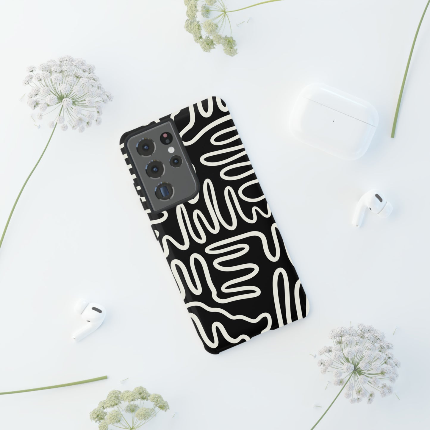 White and Black Squigles | Tough Phone Case