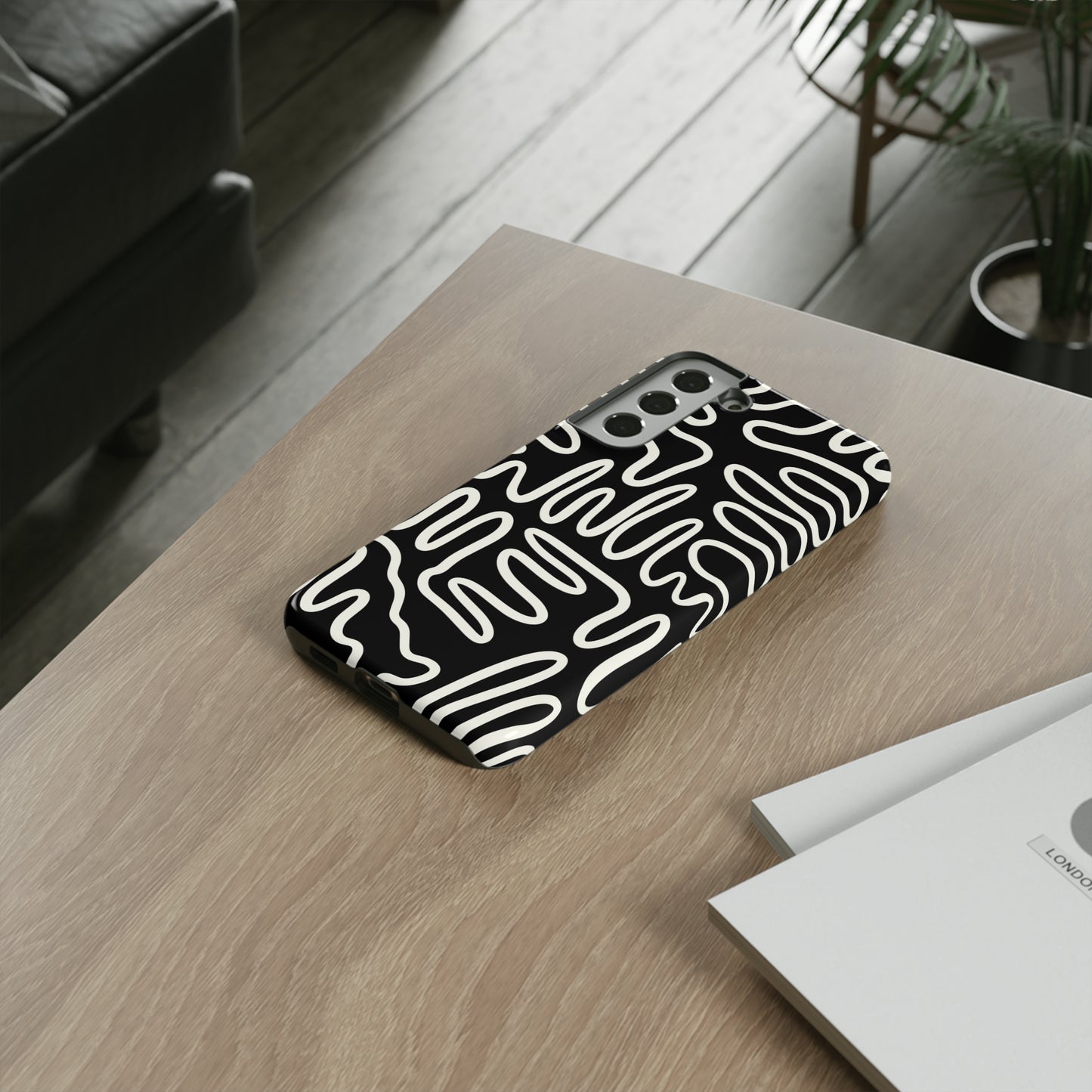 White and Black Squigles | Tough Phone Case