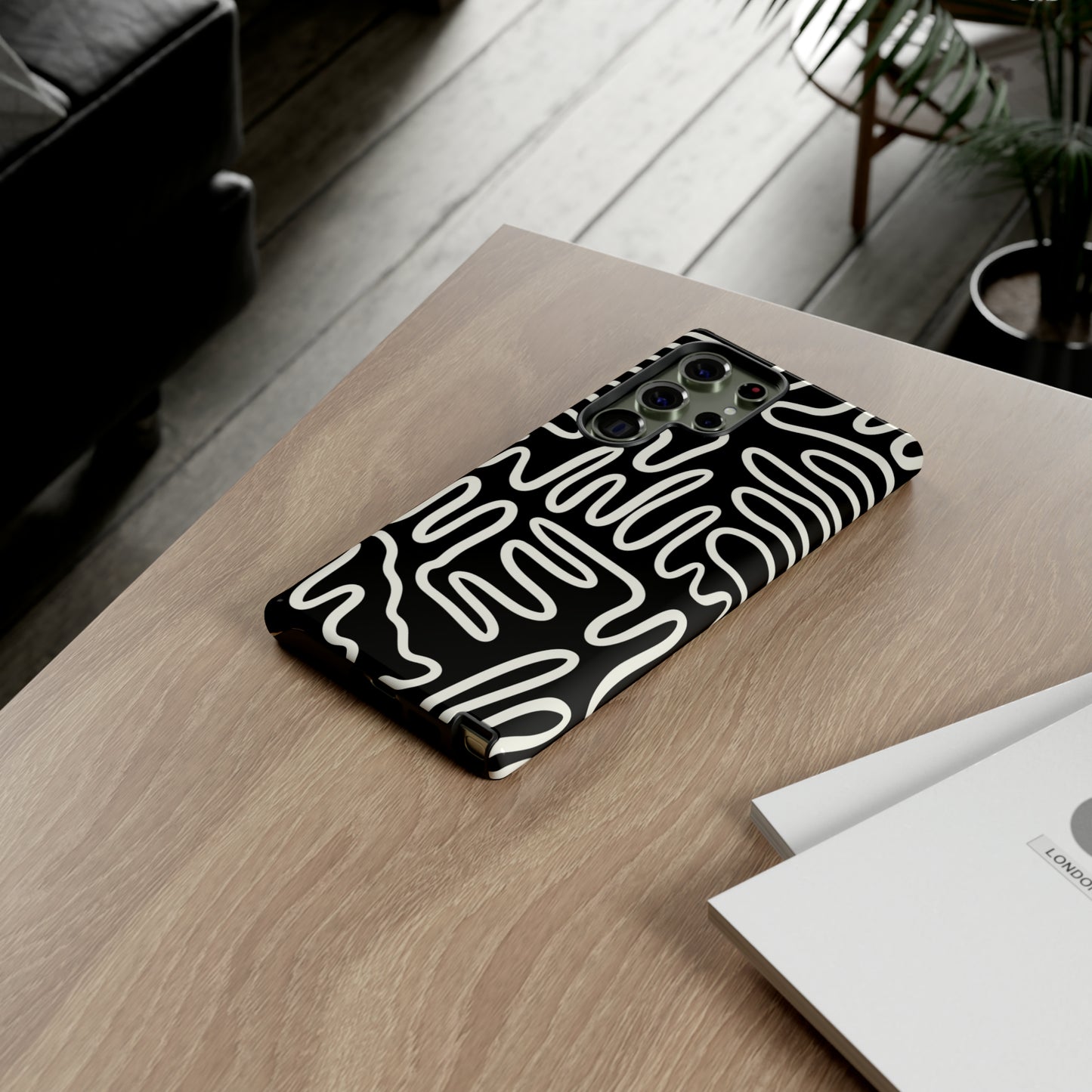 White and Black Squigles | Tough Phone Case