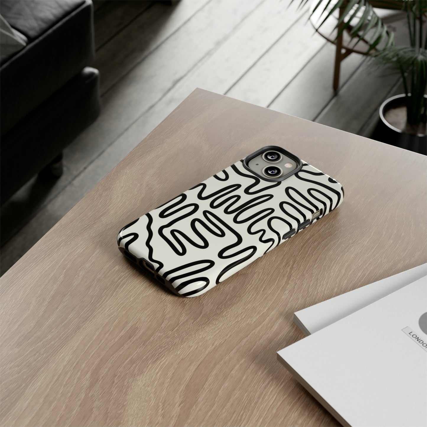 Black and White Squigles | Tough Phone Case