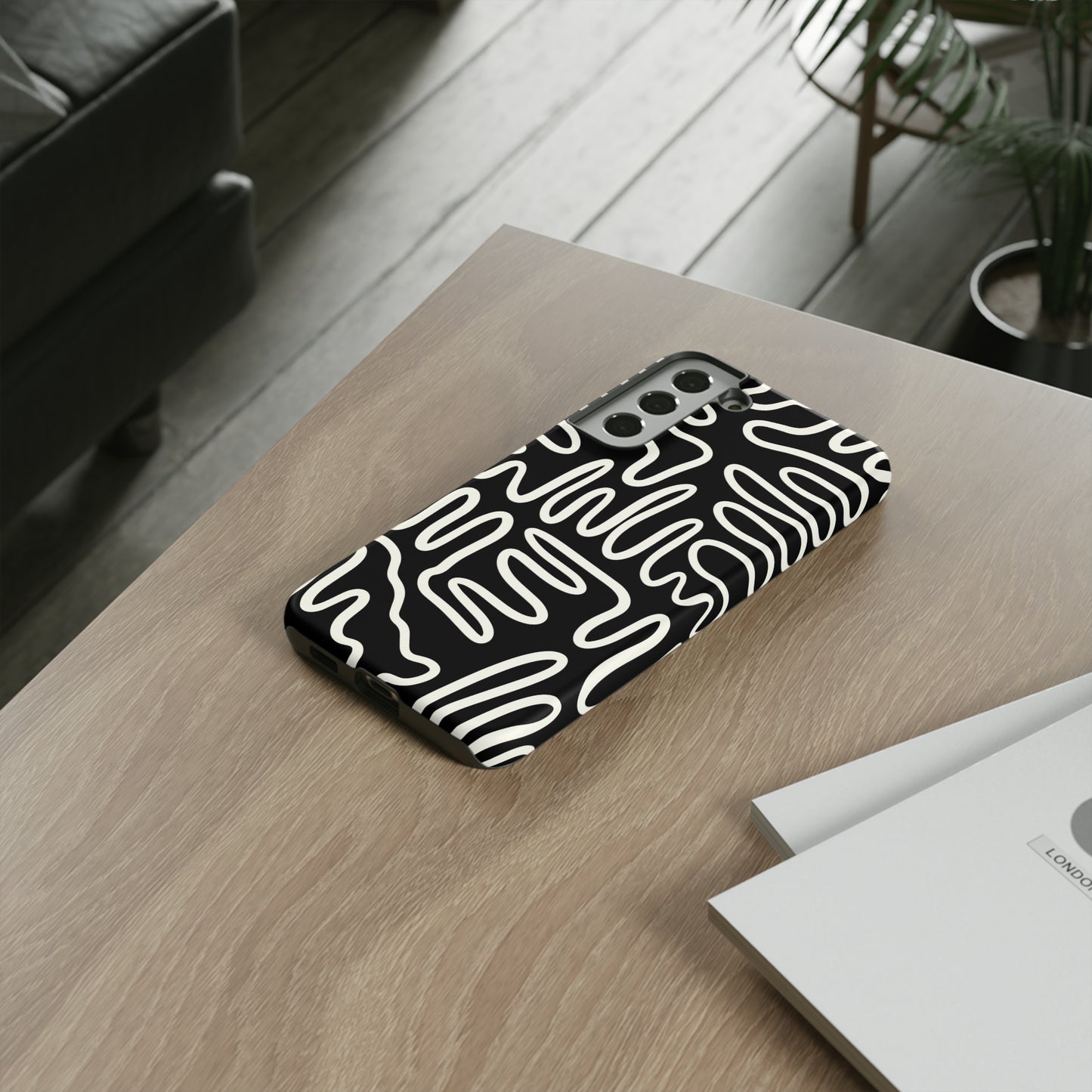 White and Black Squigles | Tough Phone Case