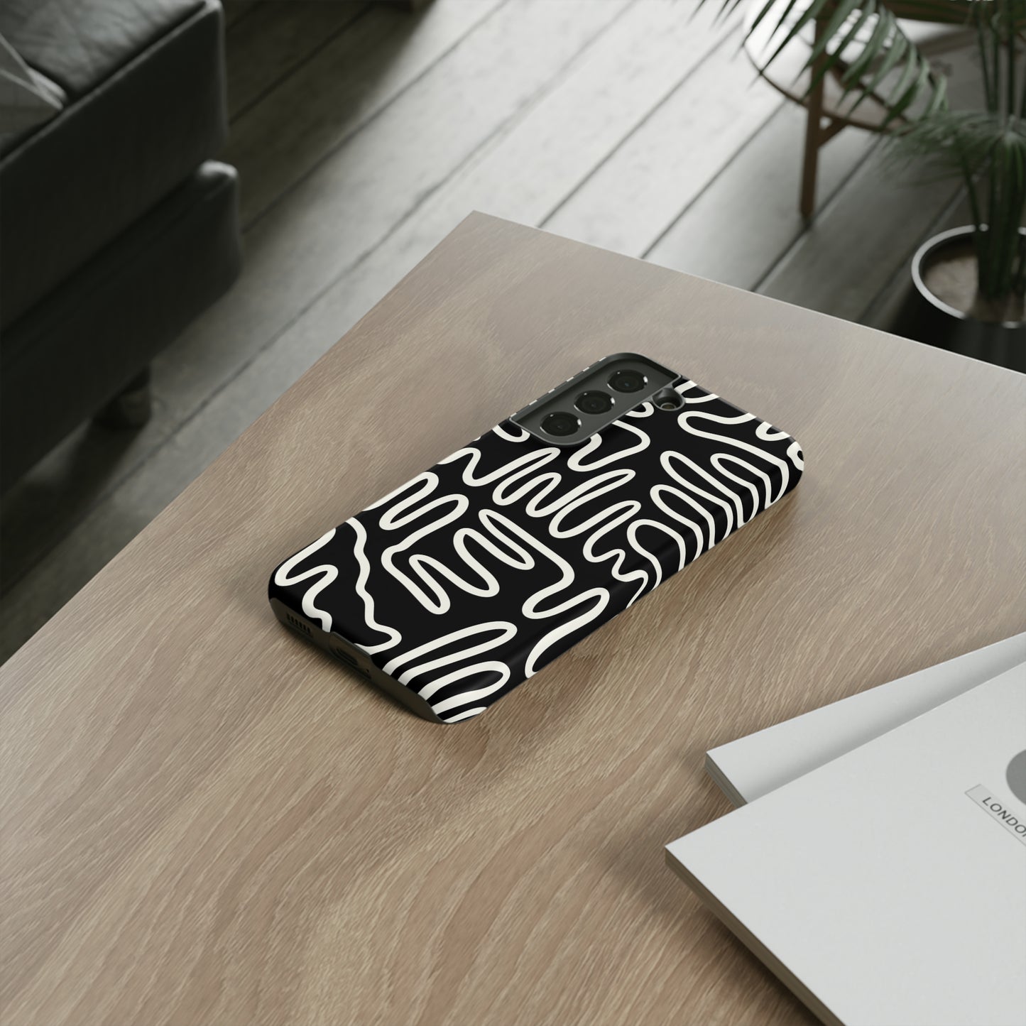 White and Black Squigles | Tough Phone Case