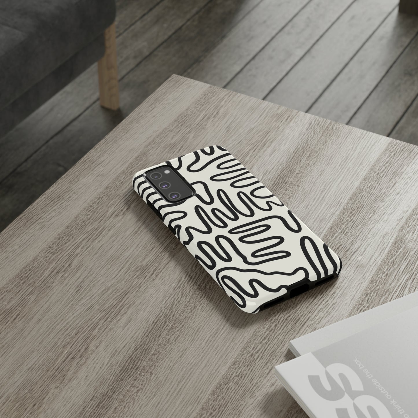 Black and White Squigles | Tough Phone Case