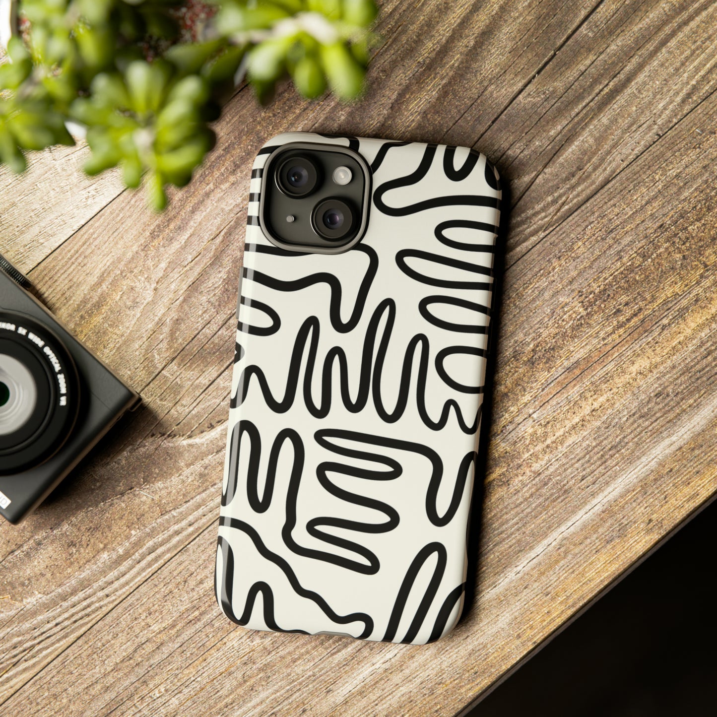 Black and White Squigles | Tough Phone Case