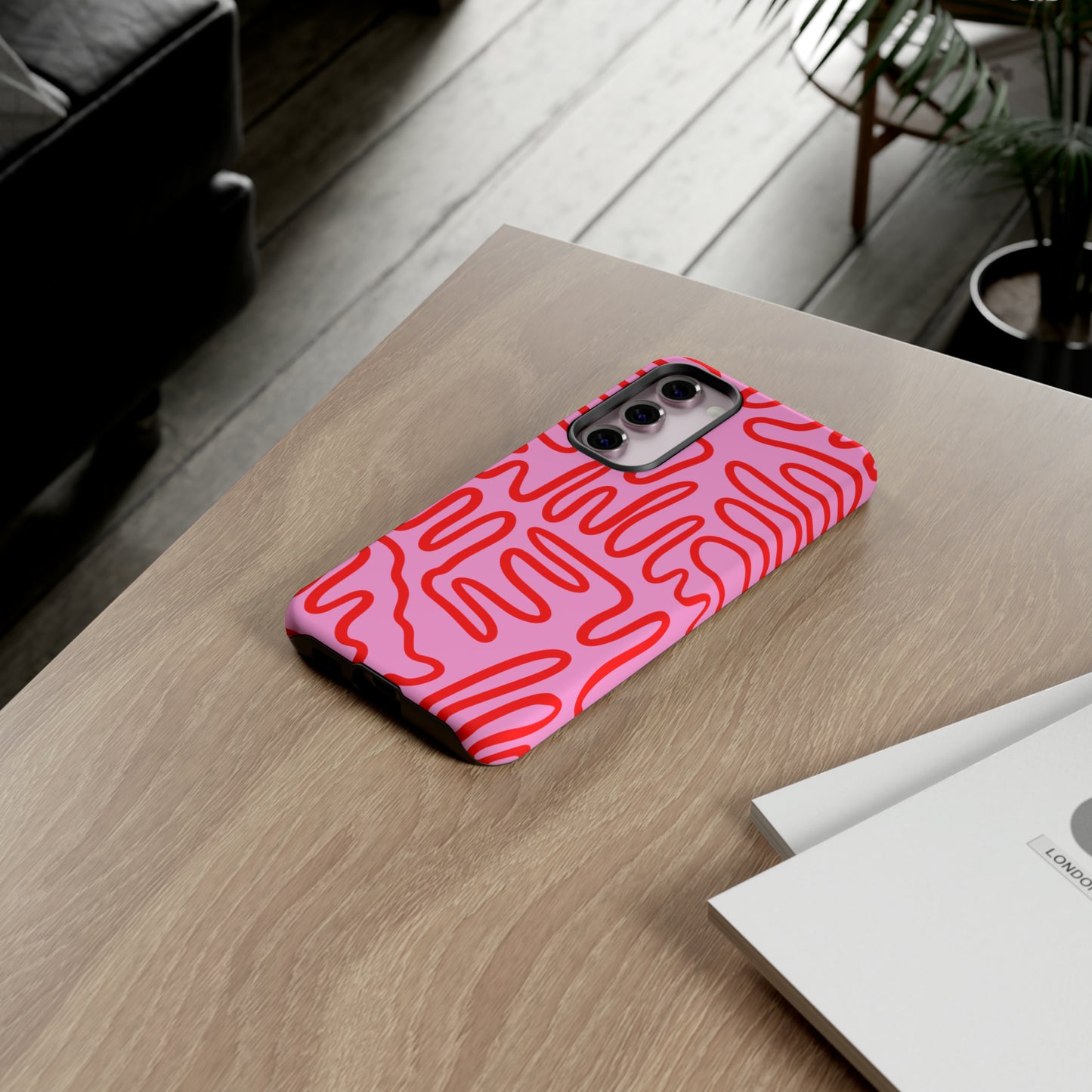 Red and Pink Squigles | Tough Phone Case